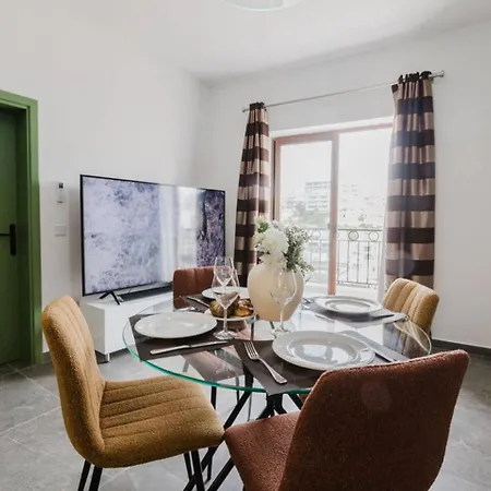 1bed Mel W Church Views By Homely Malta! *