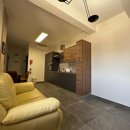 1bed Mel W Church Views By Homely Malta! شقة المليحة